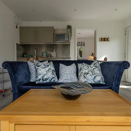 Olverstone Lodge, A Beautiful Cornish Lodge With Wood Burner & Garden St Austell Exterior photo