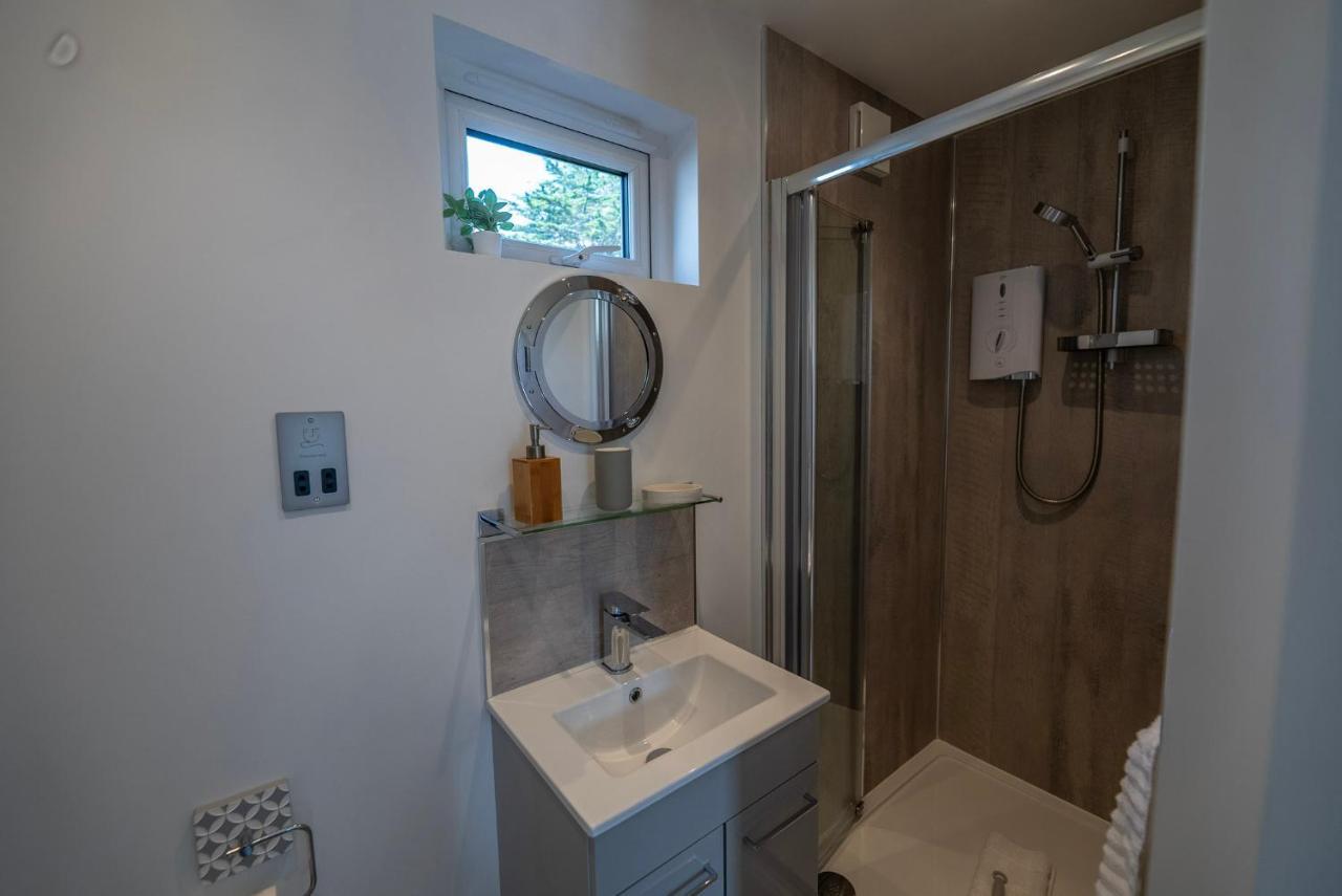 Olverstone Lodge, A Beautiful Cornish With Wood Burner & Garden Apartment